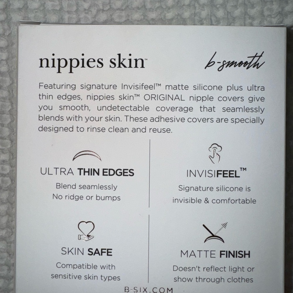 Nippies Skin Original Adhesive Covers - Cream - Picture 2 of 8